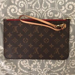 Louis Vuitton wallet/hand clutch